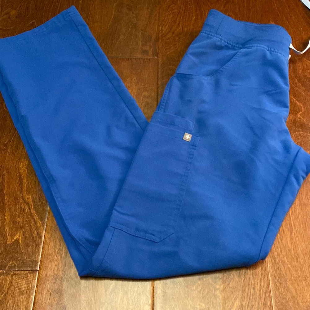 Women’s size XS Tal, figs, kade, cargo, royal blue